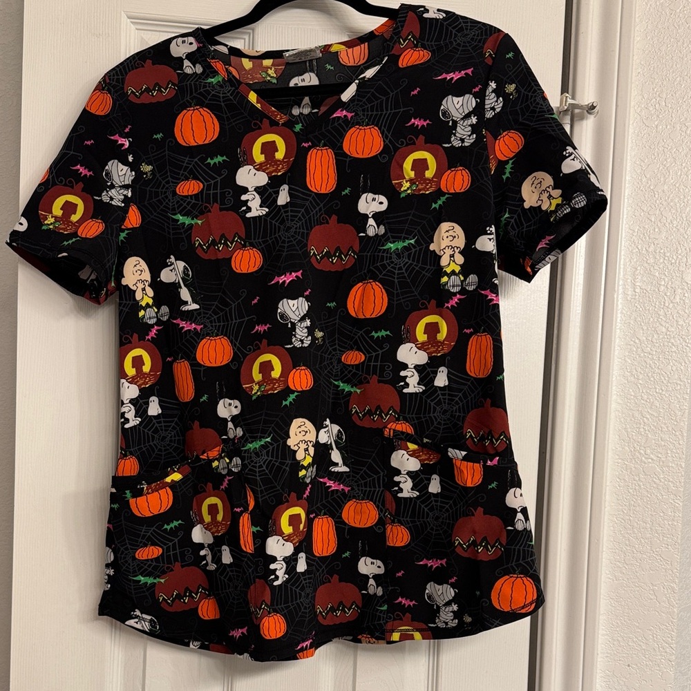 Peanuts Kids Halloween Scrub top - Black and Orange